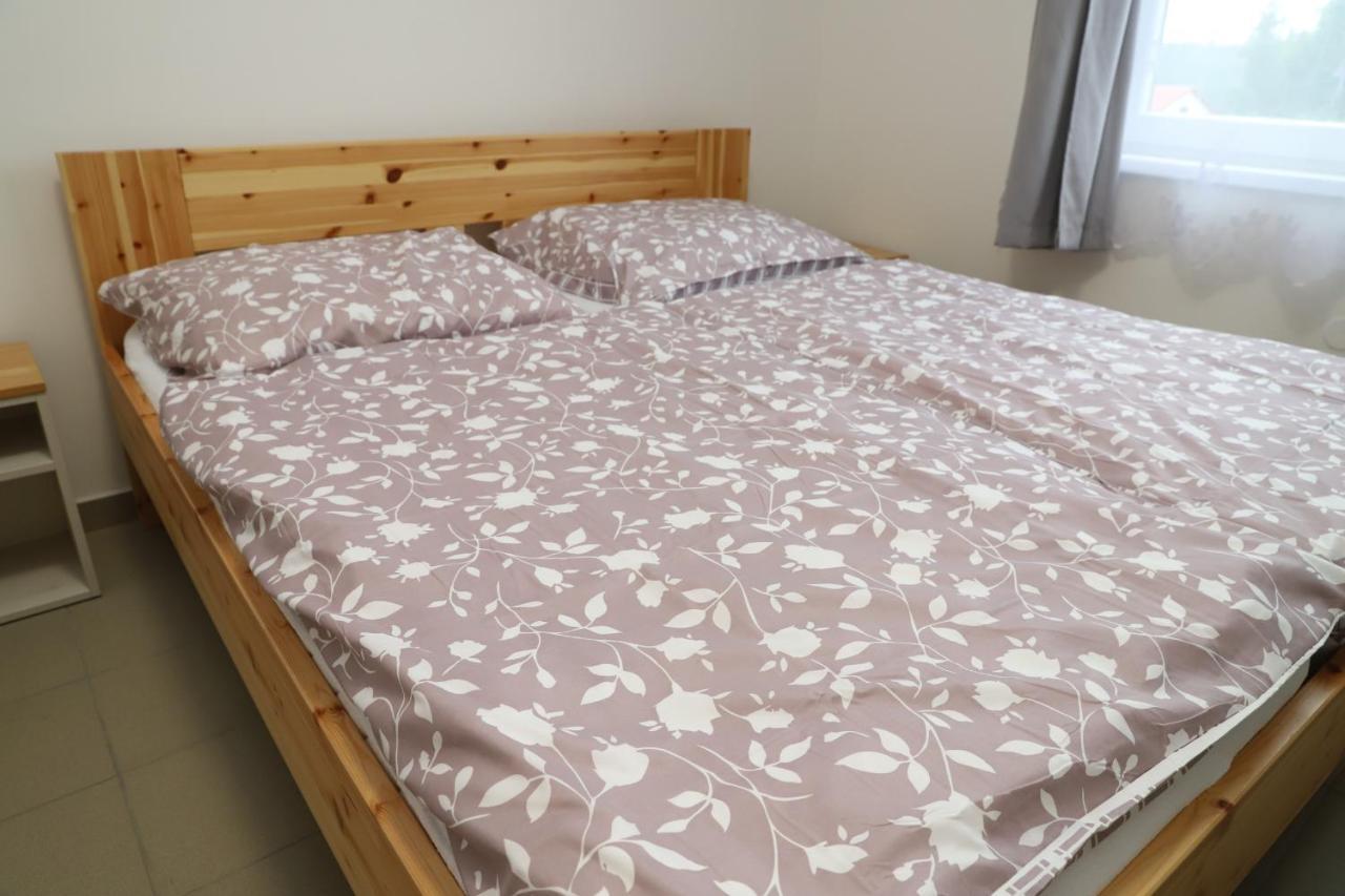 Chaty A Apartmany Hracholusky Kemp Kosatka Pnovany المظهر الخارجي الصورة